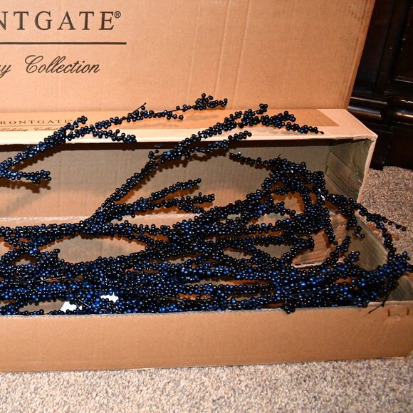 Frontgate Twig Berry Stems, Set of Six #185373   Add fresh color and texture to - Picture 8 of 8